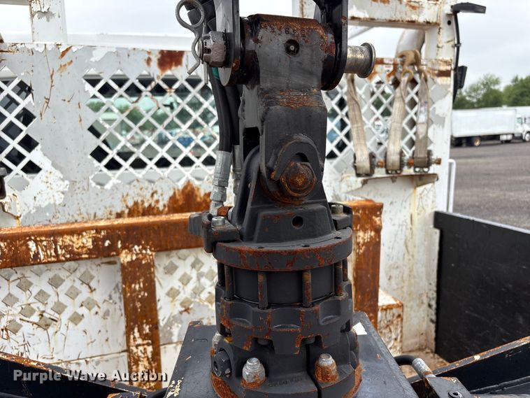 image for item EG9141 2016 Freightliner 114SD grapple truck