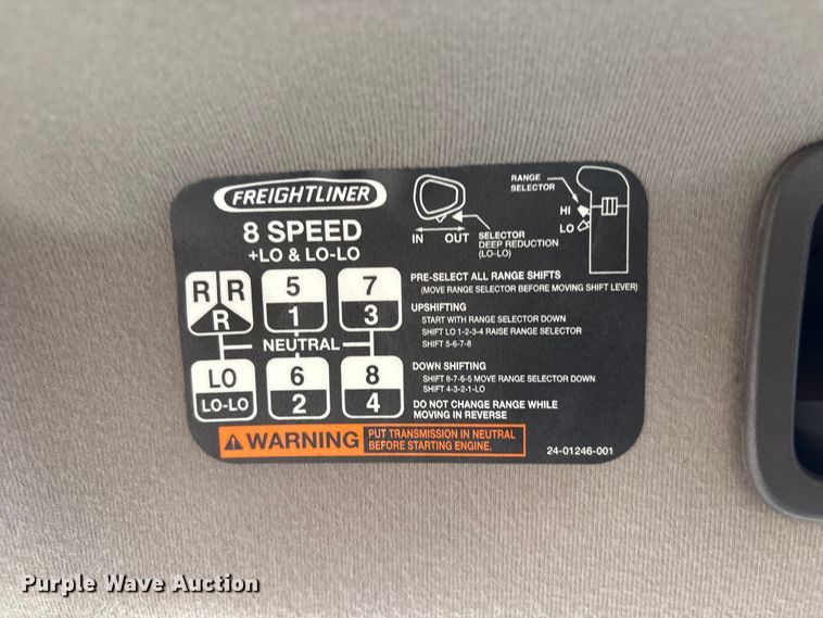 image for item EG9141 2016 Freightliner 114SD grapple truck