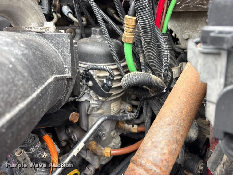 image for item EG9141 2016 Freightliner 114SD grapple truck