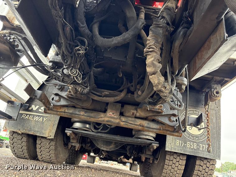 image for item EG9141 2016 Freightliner 114SD grapple truck