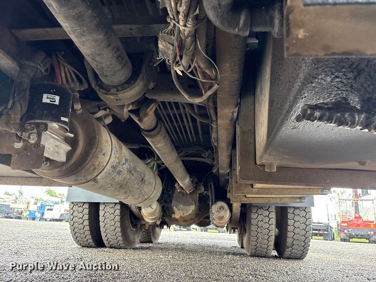 image for item EG9141 2016 Freightliner 114SD grapple truck