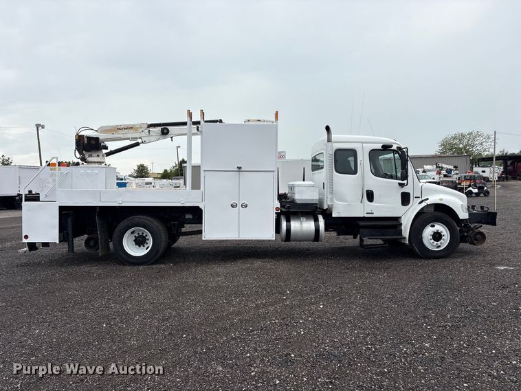 image for item EG9152 2007 Freightliner Business Class M2 Ext. Cab utility / service truck