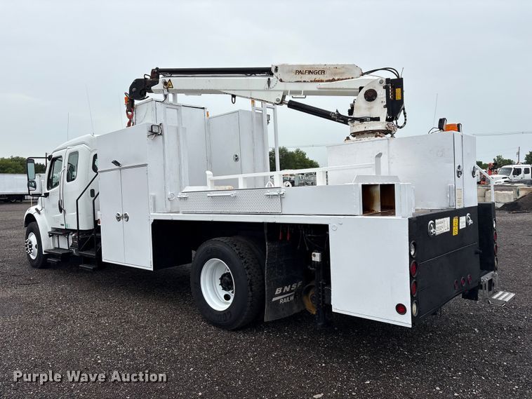 image for item EG9152 2007 Freightliner Business Class M2 Ext. Cab utility / service truck