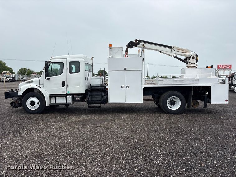 image for item EG9152 2007 Freightliner Business Class M2 Ext. Cab utility / service truck