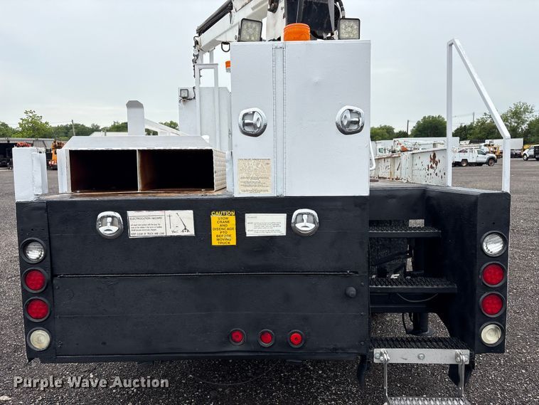 image for item EG9152 2007 Freightliner Business Class M2 Ext. Cab utility / service truck