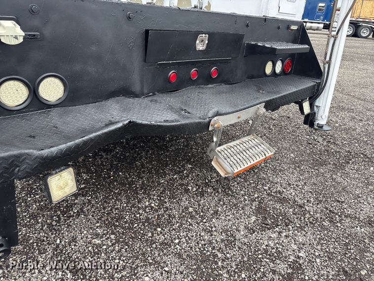 image for item EG9155 2014 Ford F550 Super Duty Ext. Cab utility / service truck