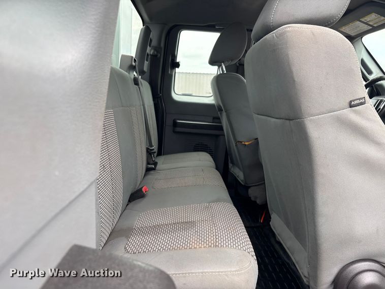 image for item EG9155 2014 Ford F550 Super Duty Ext. Cab utility / service truck