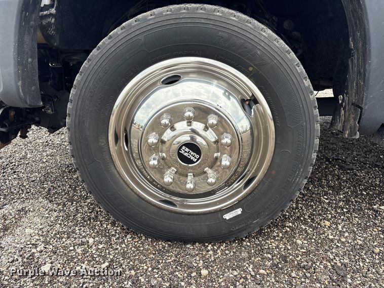 image for item EG9155 2014 Ford F550 Super Duty Ext. Cab utility / service truck