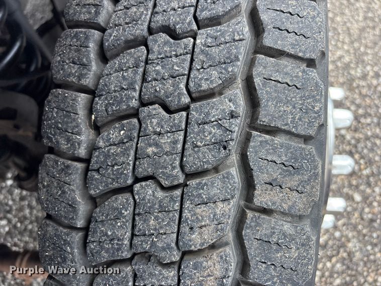 image for item EG9155 2014 Ford F550 Super Duty Ext. Cab utility / service truck