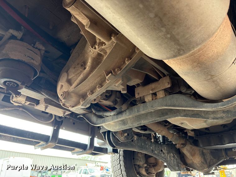 image for item EG9155 2014 Ford F550 Super Duty Ext. Cab utility / service truck