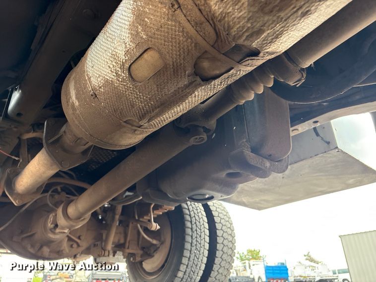 image for item EG9155 2014 Ford F550 Super Duty Ext. Cab utility / service truck