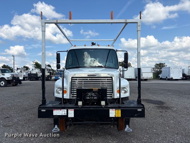 image for item EG9165 2007 Freightliner Business Class M2 Crew Cab crane truck