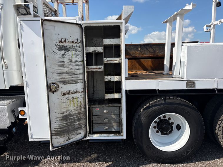 image for item EG9165 2007 Freightliner Business Class M2 Crew Cab crane truck
