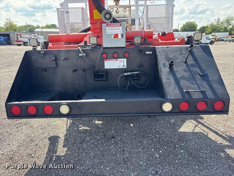 image for item EG9165 2007 Freightliner Business Class M2 Crew Cab crane truck