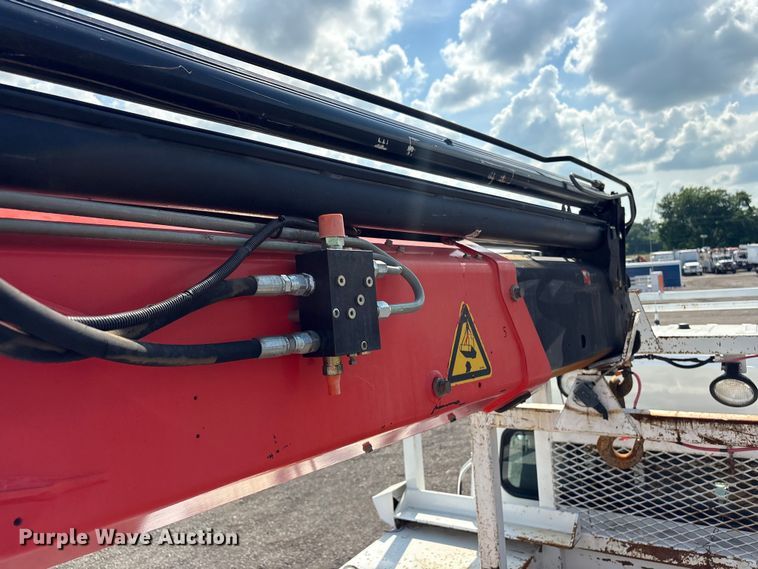 image for item EG9165 2007 Freightliner Business Class M2 Crew Cab crane truck