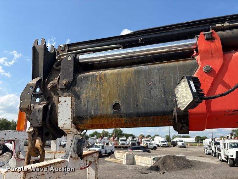 image for item EG9165 2007 Freightliner Business Class M2 Crew Cab crane truck