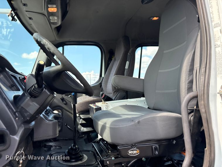 image for item EG9165 2007 Freightliner Business Class M2 Crew Cab crane truck