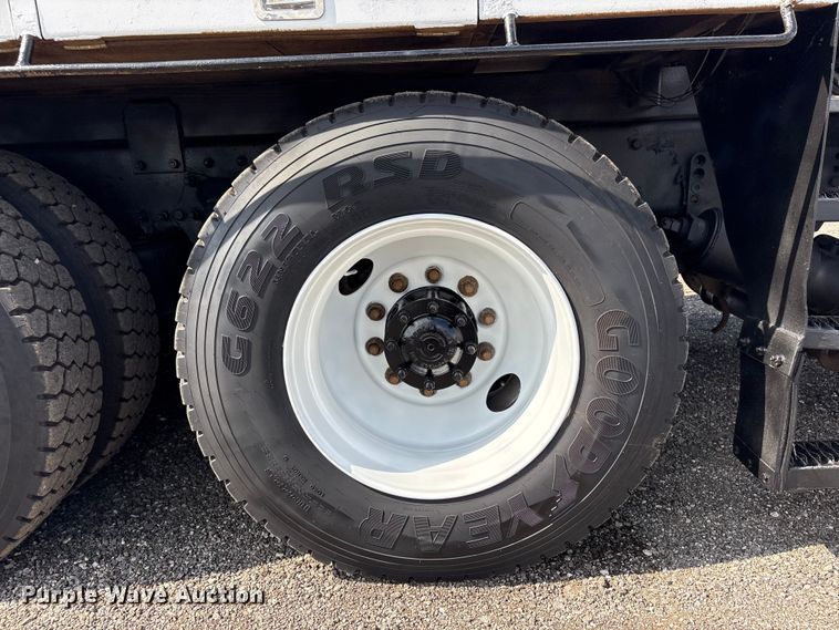 image for item EG9165 2007 Freightliner Business Class M2 Crew Cab crane truck