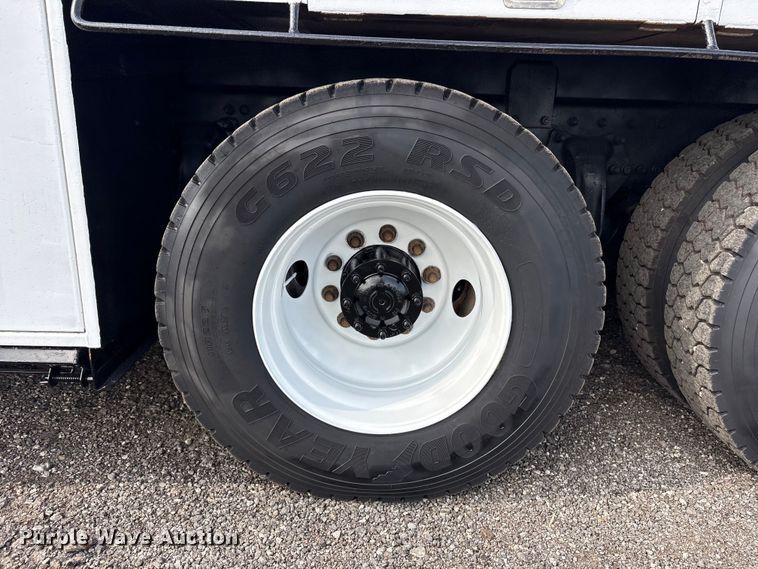 image for item EG9165 2007 Freightliner Business Class M2 Crew Cab crane truck
