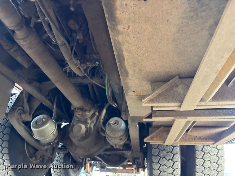 image for item EG9165 2007 Freightliner Business Class M2 Crew Cab crane truck