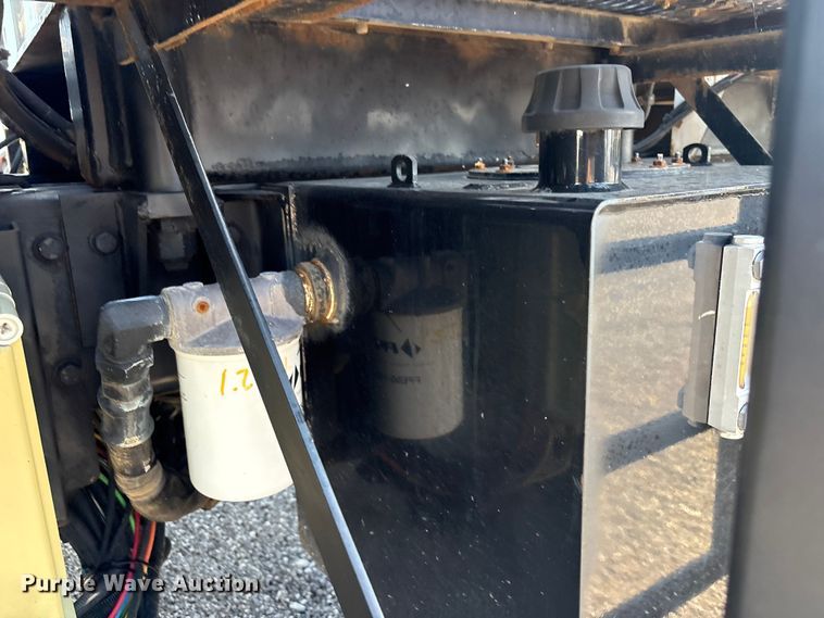 image for item EG9175 2012 Freightliner Business Class M2 crane truck
