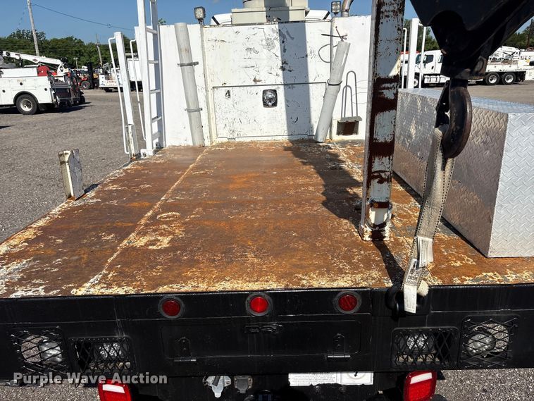 image for item EG9175 2012 Freightliner Business Class M2 crane truck