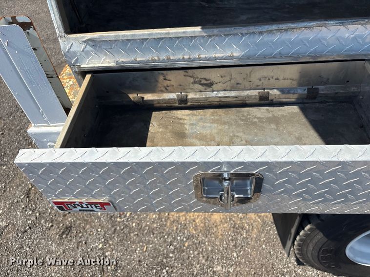 image for item EG9175 2012 Freightliner Business Class M2 crane truck