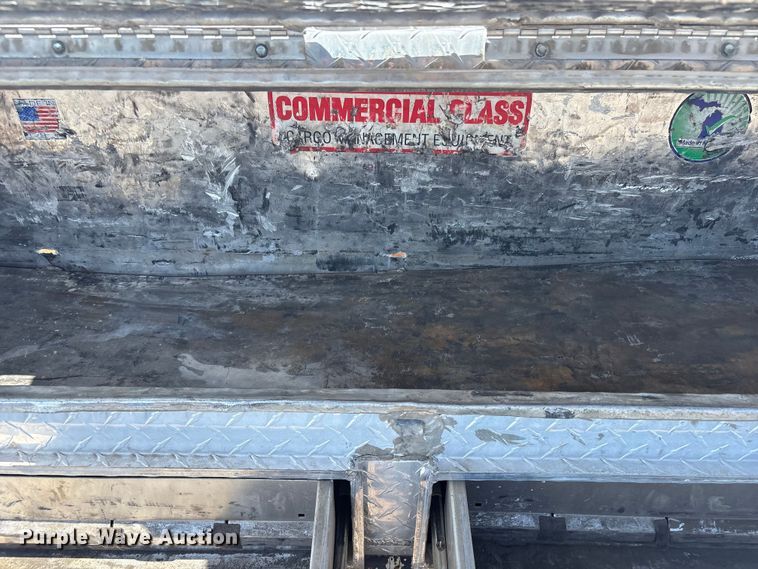 image for item EG9175 2012 Freightliner Business Class M2 crane truck