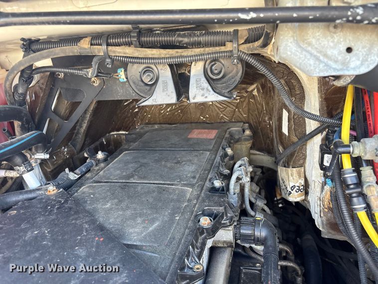 image for item EG9175 2012 Freightliner Business Class M2 crane truck