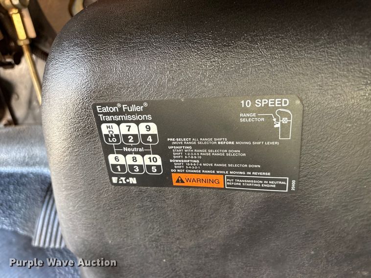 image for item EG9183 2010 International WorkStar 7400 Crew Cab utility / service truck