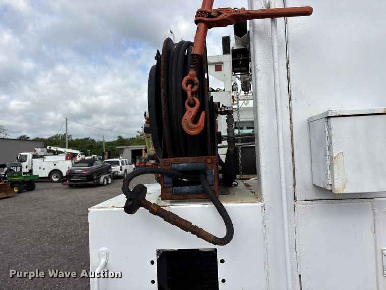image for item EG9185 2016 Freightliner Business Class M2 Crew Cab crane truck