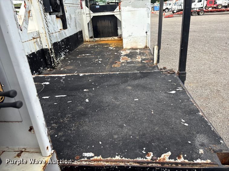 image for item EG9185 2016 Freightliner Business Class M2 Crew Cab crane truck