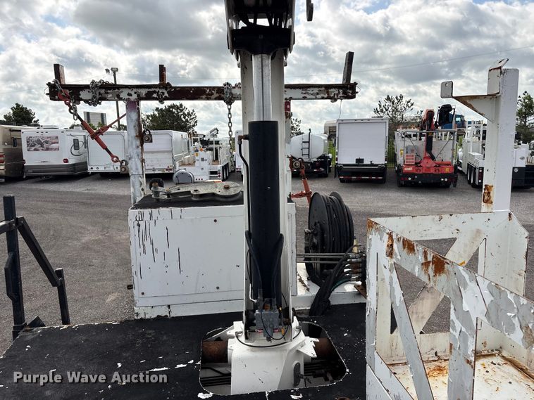 image for item EG9185 2016 Freightliner Business Class M2 Crew Cab crane truck