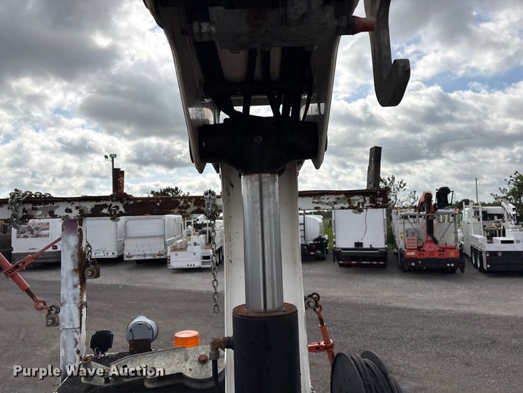 image for item EG9185 2016 Freightliner Business Class M2 Crew Cab crane truck