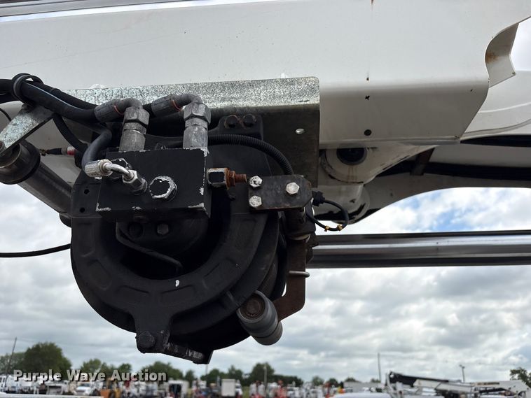 image for item EG9185 2016 Freightliner Business Class M2 Crew Cab crane truck