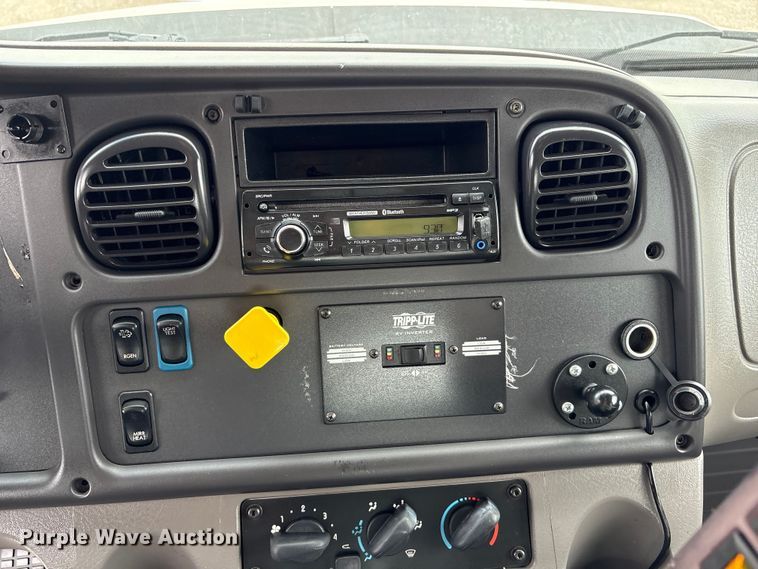image for item EG9185 2016 Freightliner Business Class M2 Crew Cab crane truck