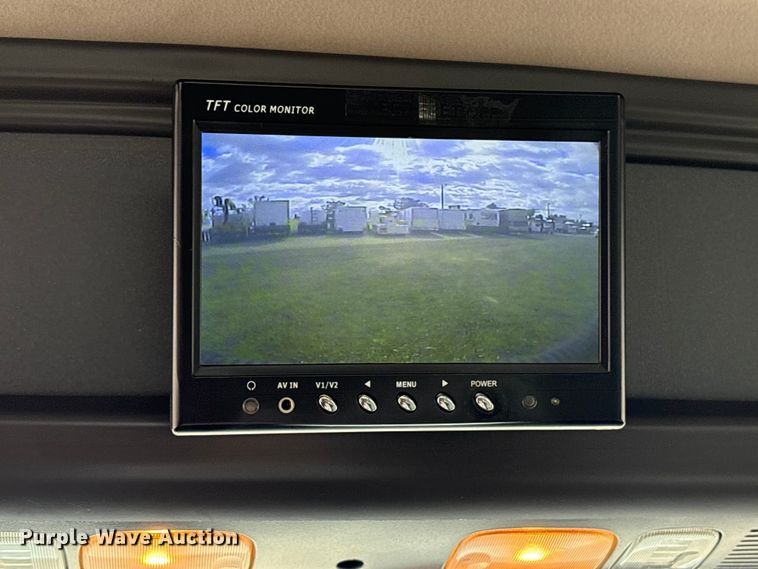 image for item EG9185 2016 Freightliner Business Class M2 Crew Cab crane truck
