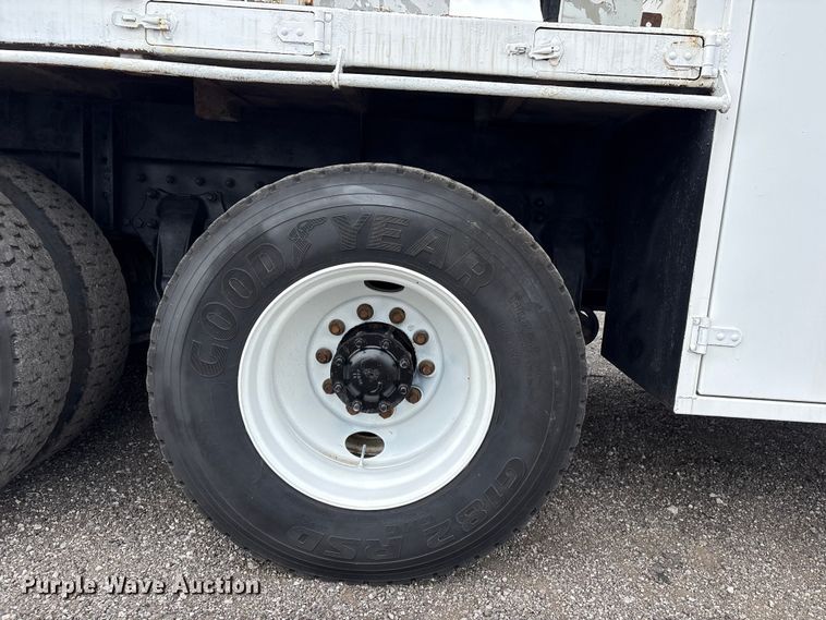 image for item EG9185 2016 Freightliner Business Class M2 Crew Cab crane truck
