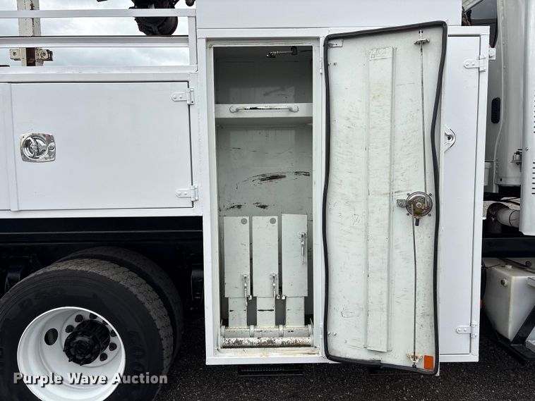 image for item EG9186 2012 Freightliner Business Class M2 Crew Cab utility / service truck