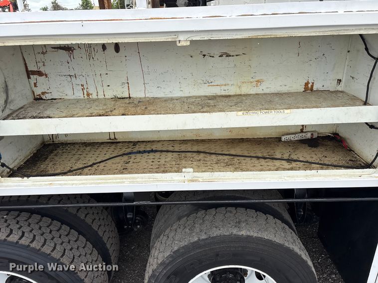 image for item EG9186 2012 Freightliner Business Class M2 Crew Cab utility / service truck