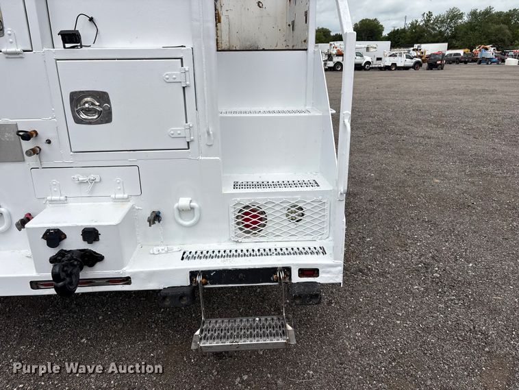 image for item EG9186 2012 Freightliner Business Class M2 Crew Cab utility / service truck