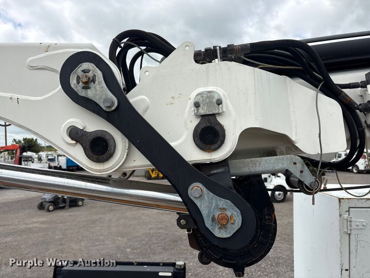 image for item EG9186 2012 Freightliner Business Class M2 Crew Cab utility / service truck