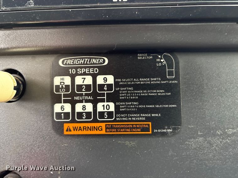 image for item EG9186 2012 Freightliner Business Class M2 Crew Cab utility / service truck