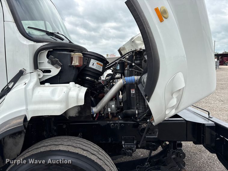 image for item EG9186 2012 Freightliner Business Class M2 Crew Cab utility / service truck