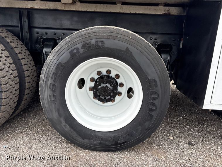 image for item EG9186 2012 Freightliner Business Class M2 Crew Cab utility / service truck