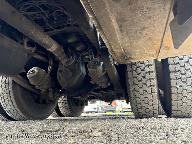 image for item EG9186 2012 Freightliner Business Class M2 Crew Cab utility / service truck