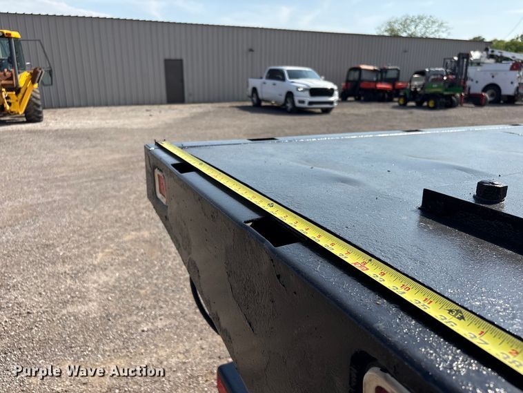 image for item EG9193 2006 International 7400 shingle conveyor truck