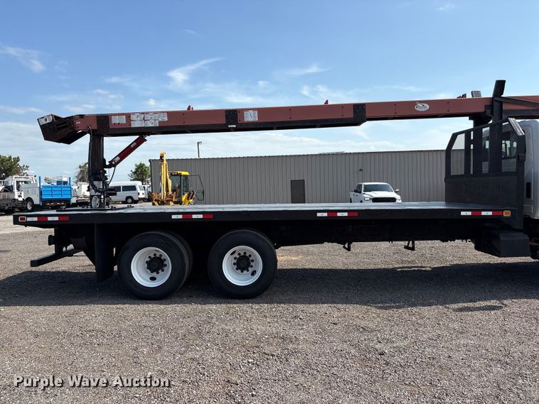 image for item EG9193 2006 International 7400 shingle conveyor truck