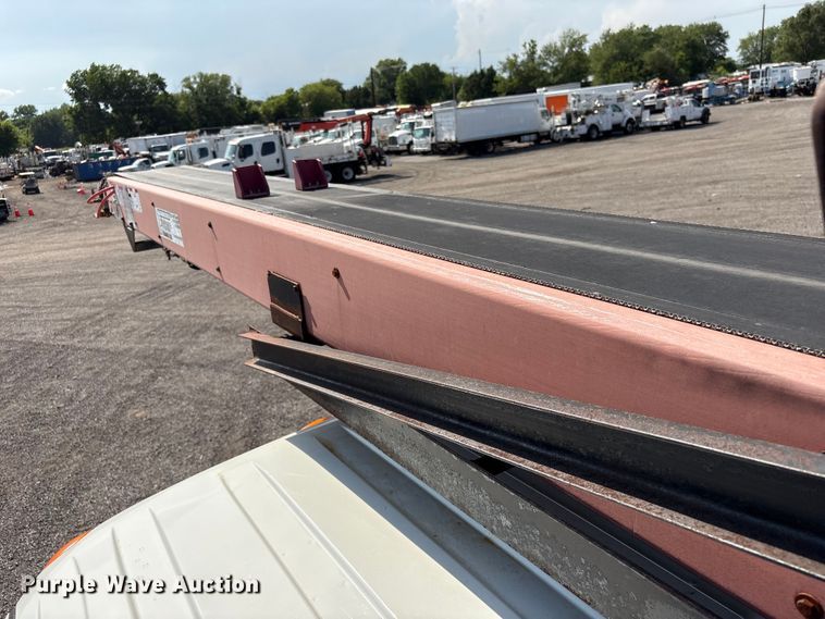 image for item EG9193 2006 International 7400 shingle conveyor truck