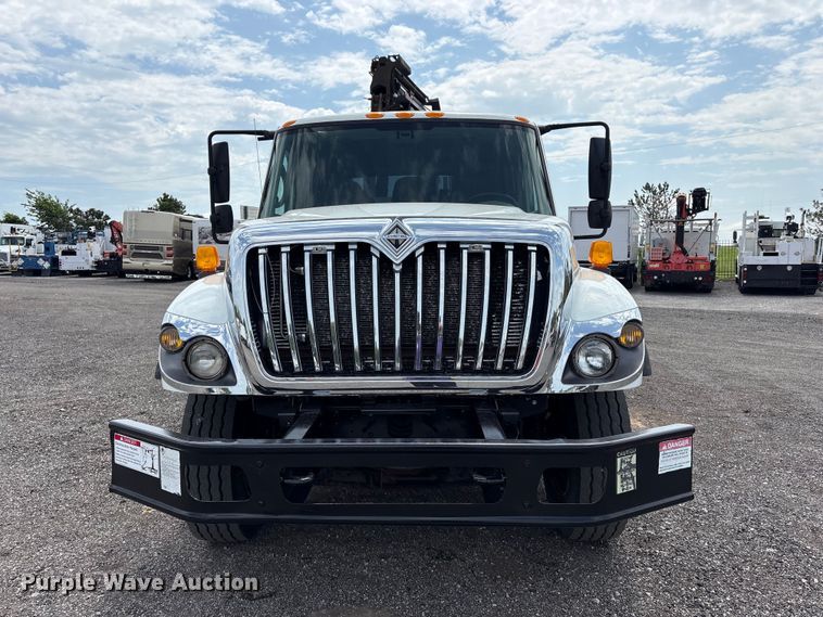 image for item EG9196 2009 International 7500 Crew Cab crane truck